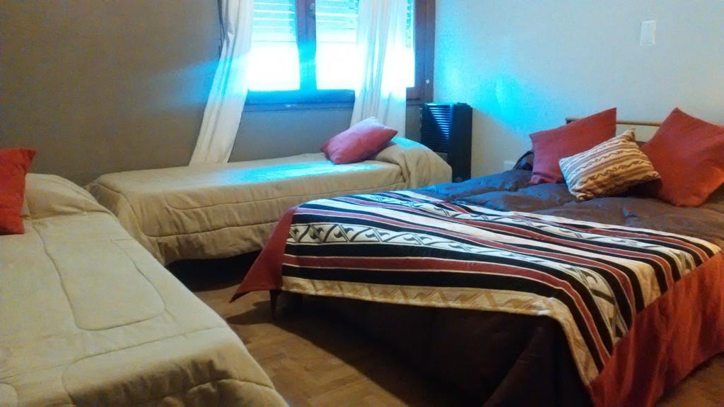 Loica Hostel ปูแอร์โตมาดริน ภายนอก รูปภาพ