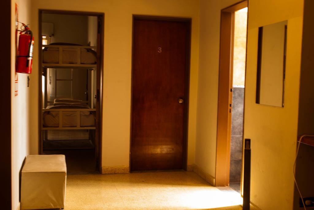 Loica Hostel ปูแอร์โตมาดริน ภายนอก รูปภาพ